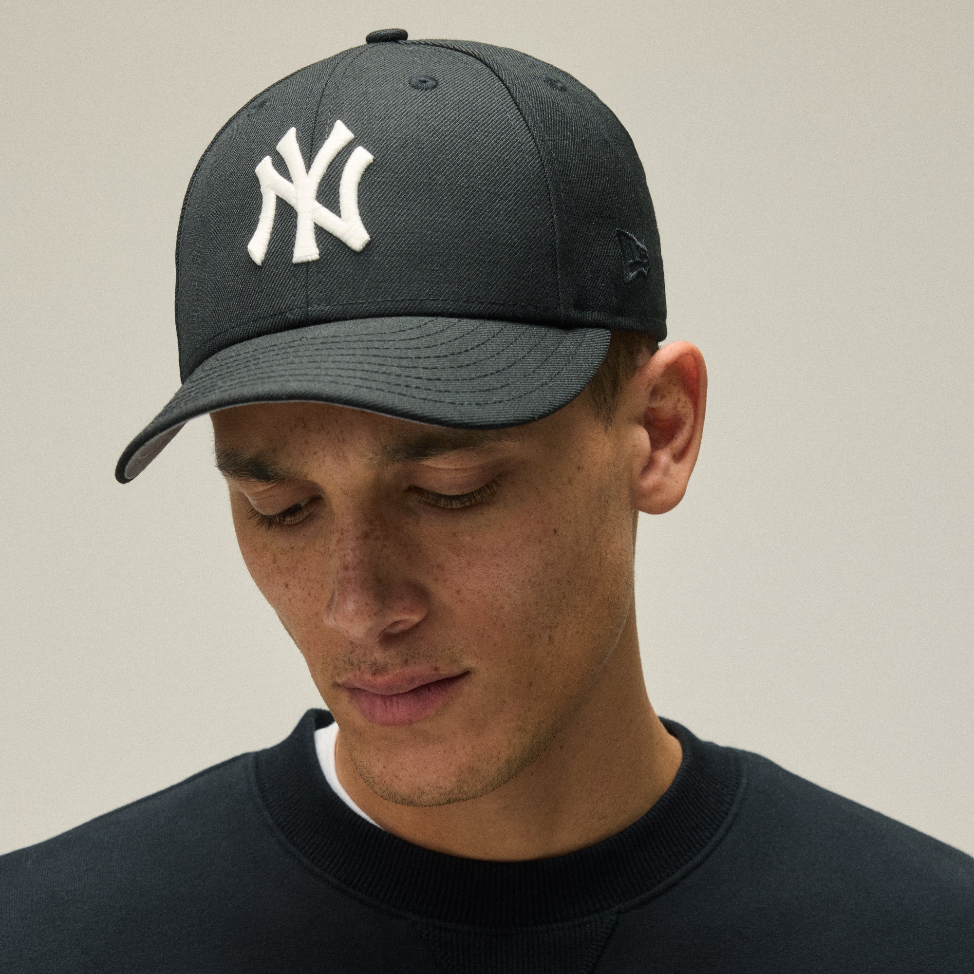 Kith & New Era for the New York Yankees 59FIFTY Low Profile Cap - Black