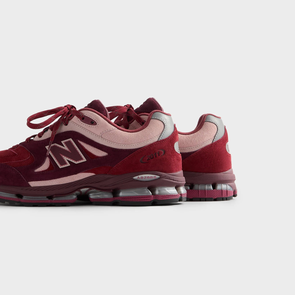 Ronnie Fieg & New Balance 2011 - Chocolate Truffle / Sepia Rose