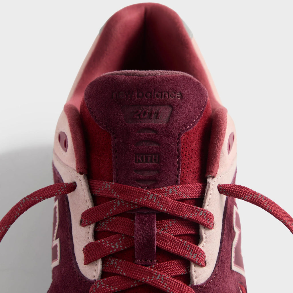 Ronnie Fieg & New Balance 2011 - Chocolate Truffle / Sepia Rose