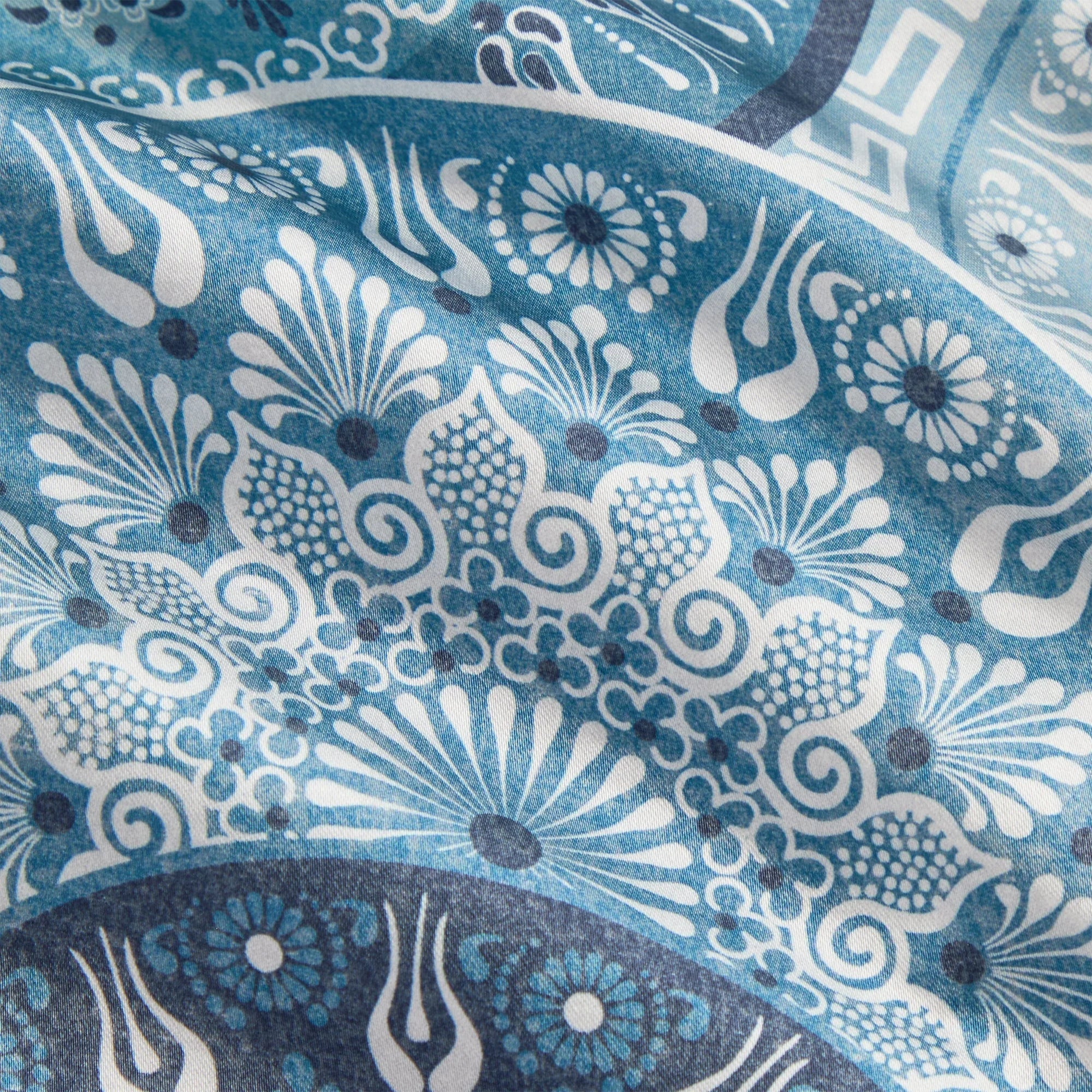 Kith Mosaic Mandala Active Short - Novel