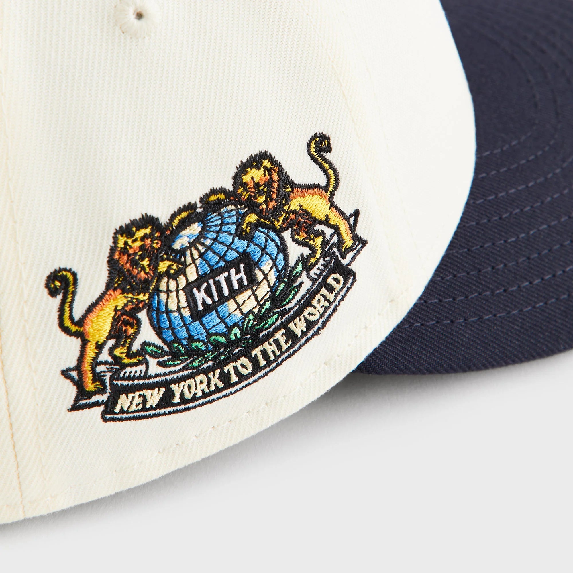 Kith & New Era for the New York Knicks Two Tone 59FIFTY Low Profile Fitted Cap - Sandrift