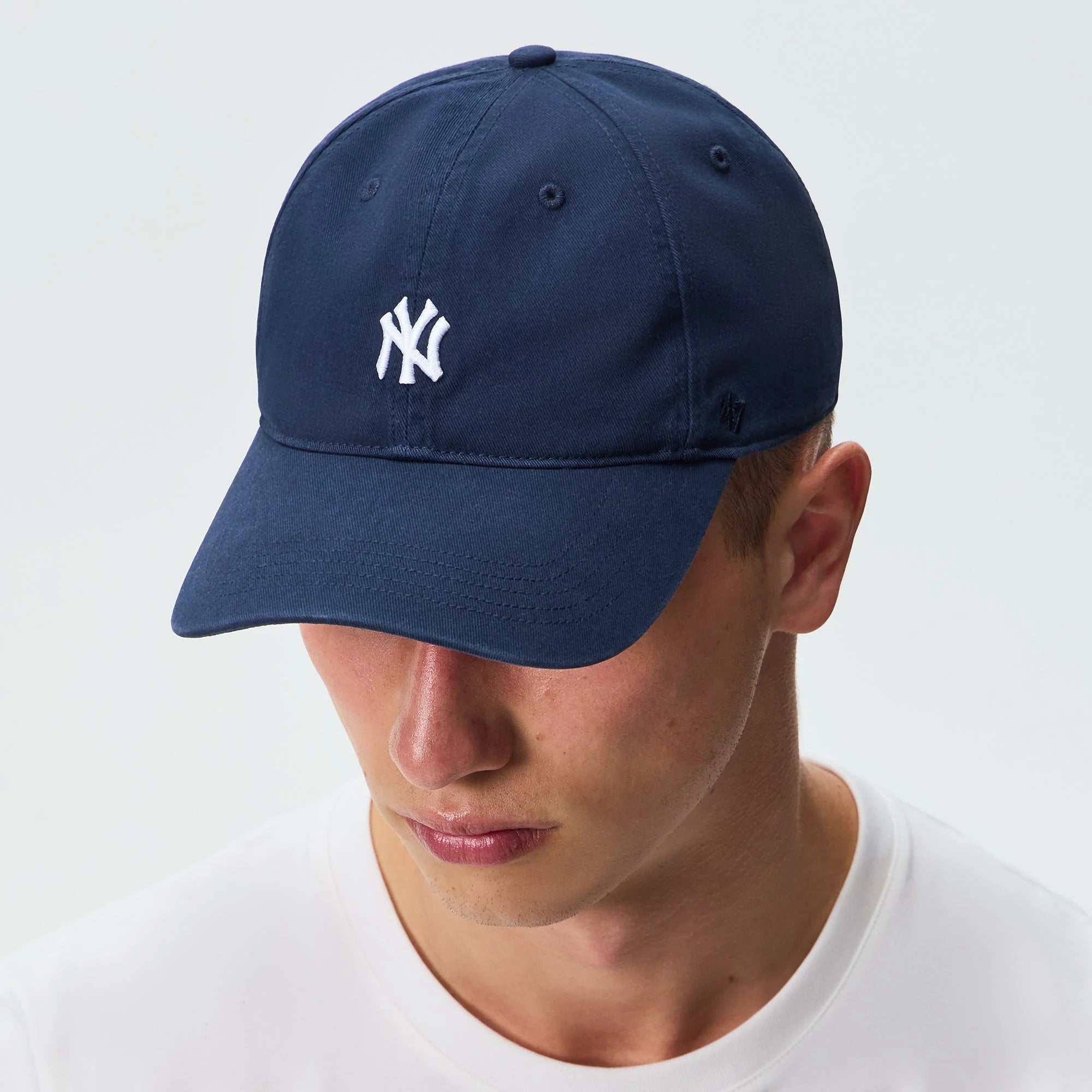Kith & '47 for the New York Yankees Washed Twill Mini Logo Aaron Classic Cap - Nocturnal